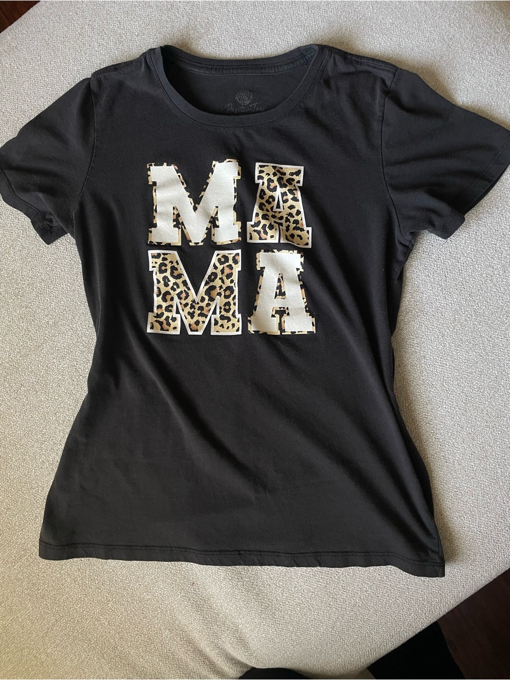 Leopard Print Graphic Tee Size Small